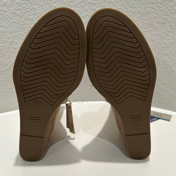 TOM'S Sutton Wedge Ankle Boot NEW $99 Oatmeal Suede Size 9.5 - Picture 9 of 10